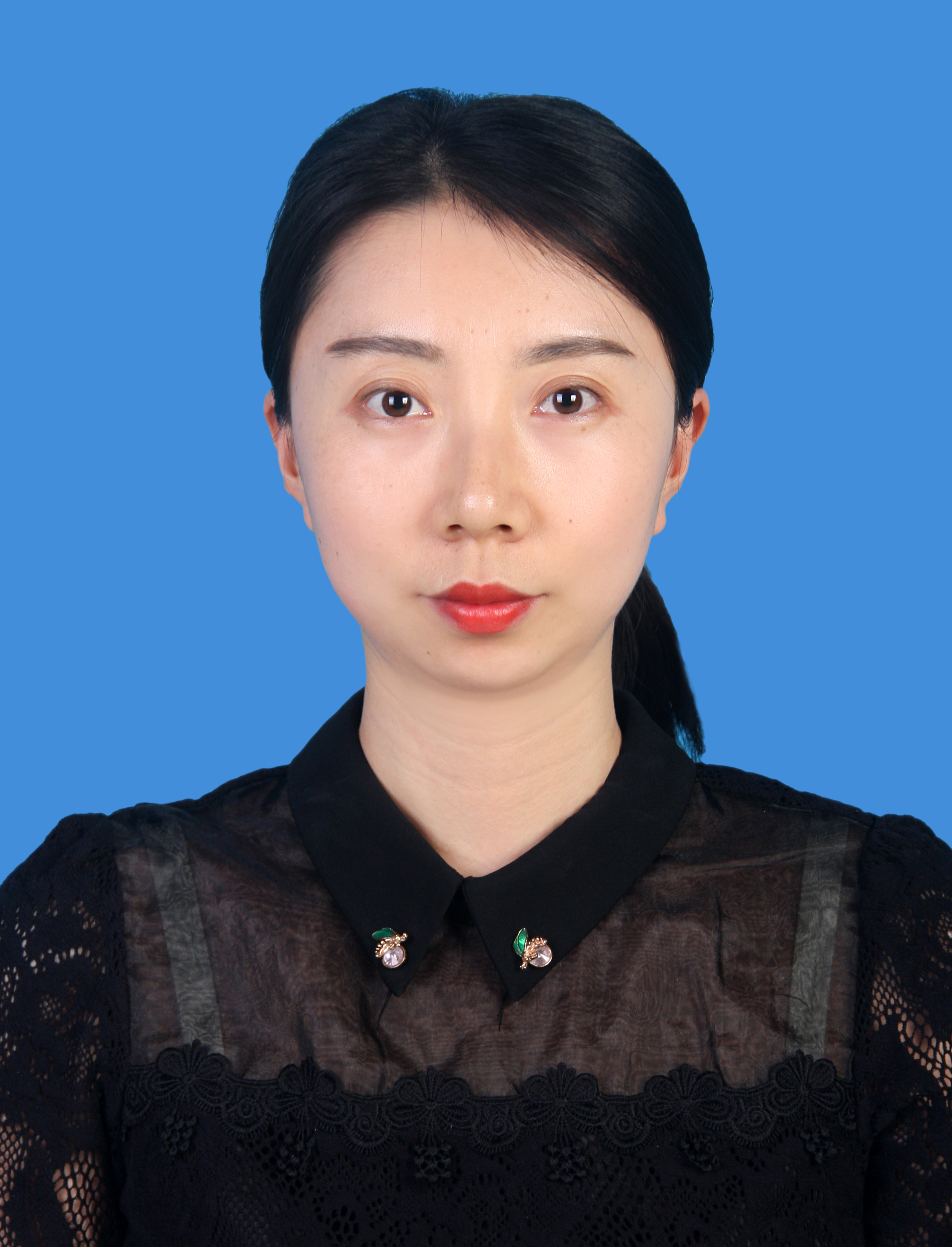 杨丽薇